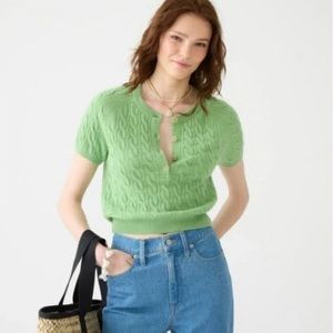 J.CREW 100% cashmere cable knit Henley t-shirt in green size small.